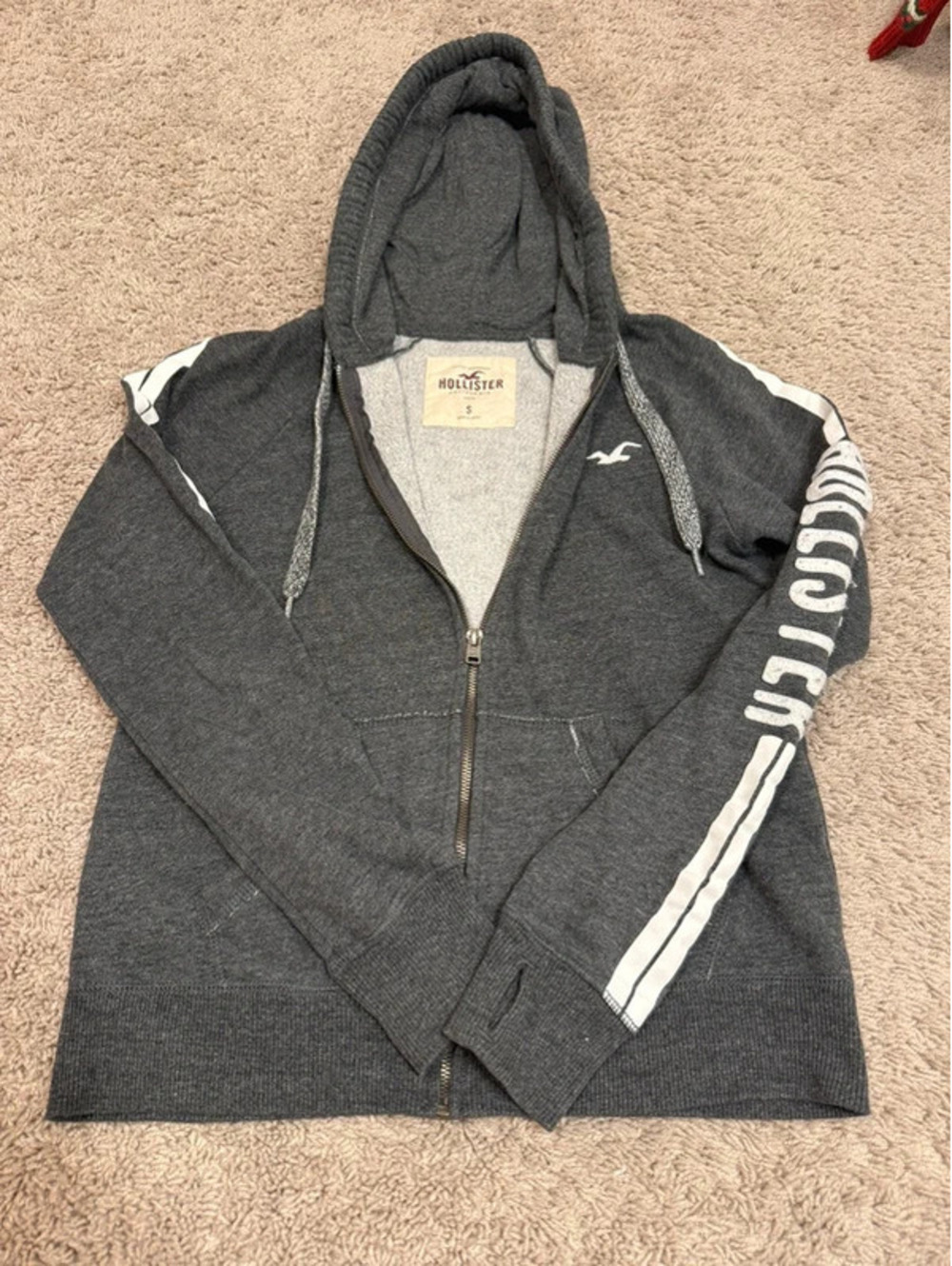Hollister Y2K Gray Full Zip Hoodie Size S Spellout Striped Sleeve Thumbholes